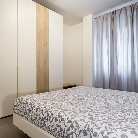 Apartment Lake Home Holiday